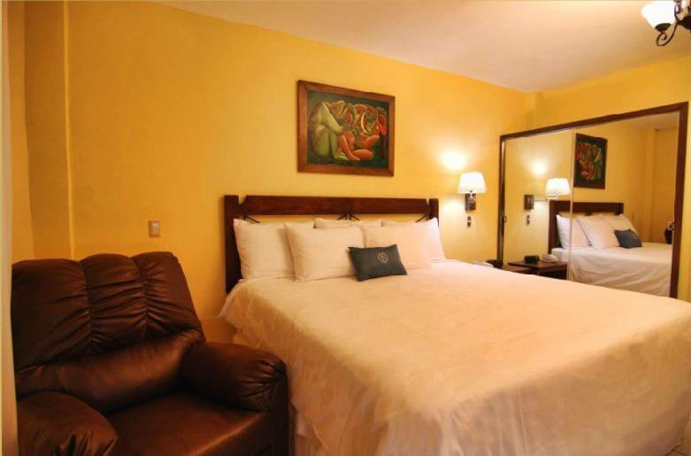Hotel Maya Colonial San Pedro Sula Oda fotoğraf