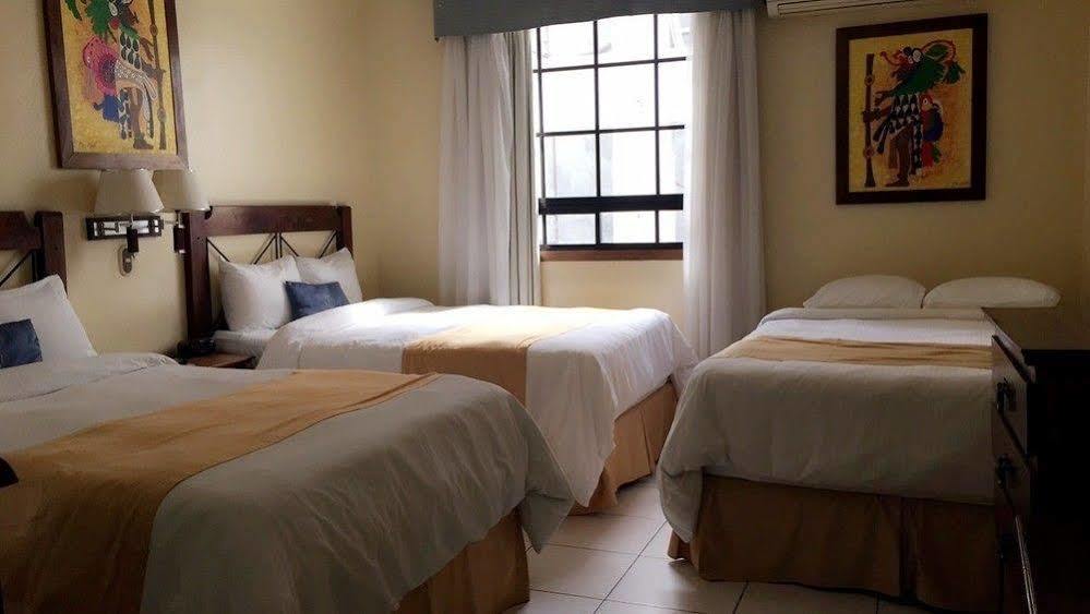 Hotel Maya Colonial San Pedro Sula Dış mekan fotoğraf