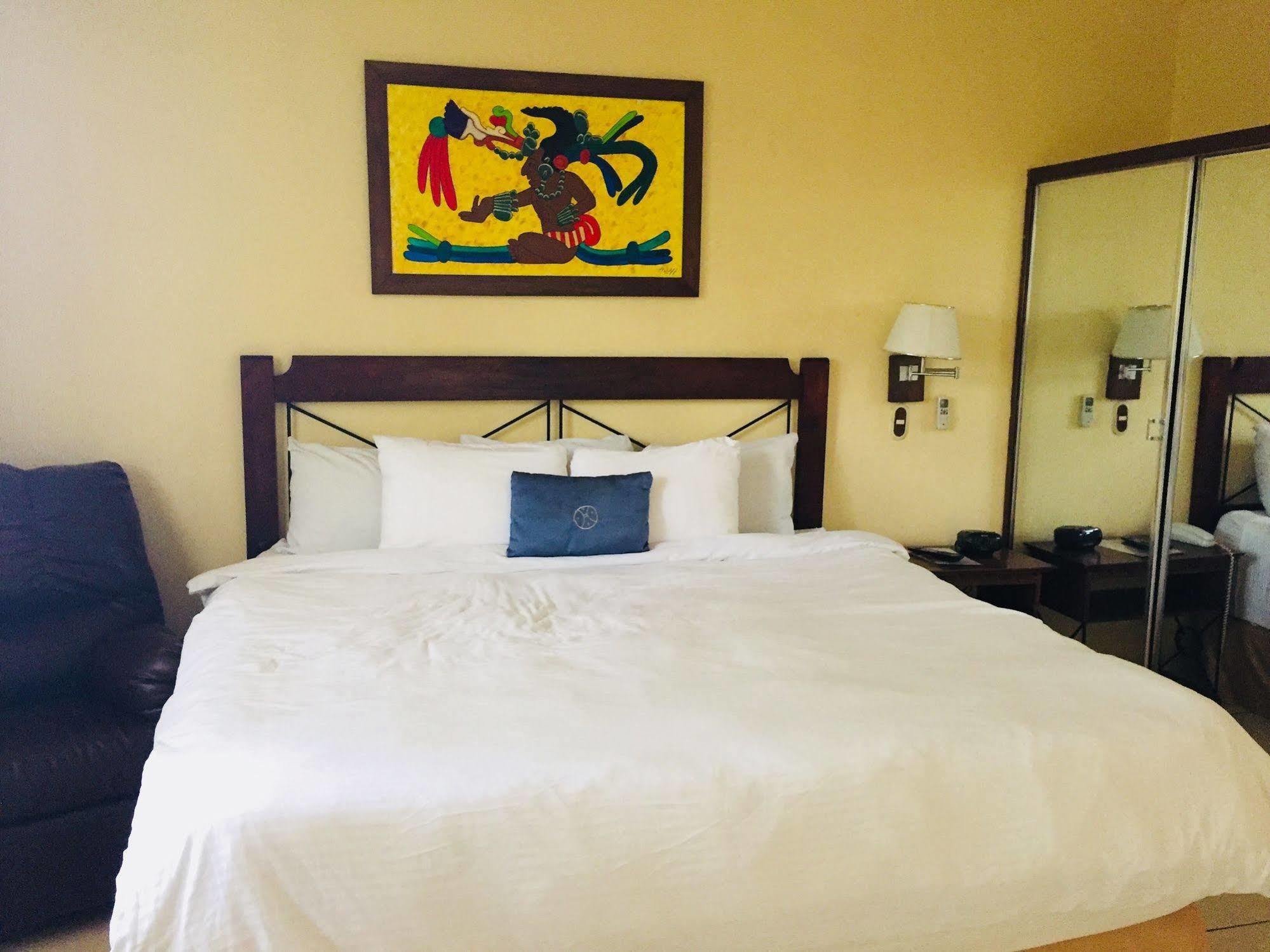 Hotel Maya Colonial San Pedro Sula Dış mekan fotoğraf